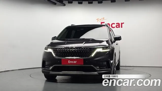 Kia Carnival 2023 thumb 3