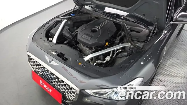 Genesis G70 2020 thumb 6