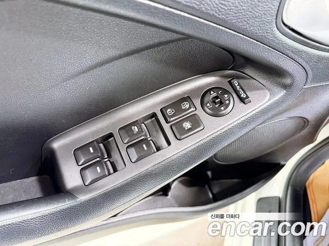 Kia K3 2014 thumb 8