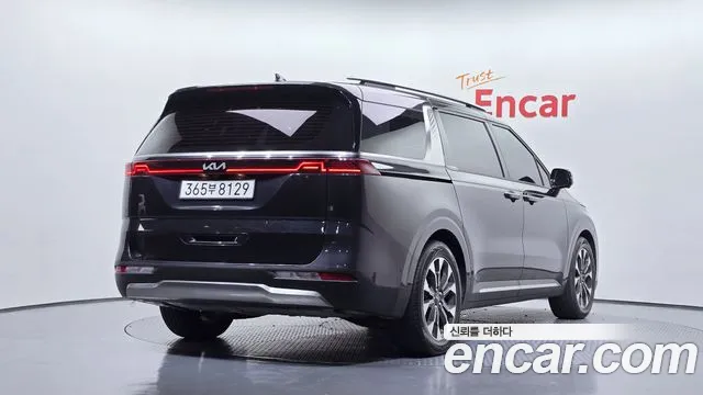 Kia Carnival 2022 thumb 2