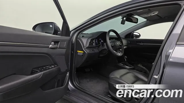 Hyundai Avante 2019 thumb 10