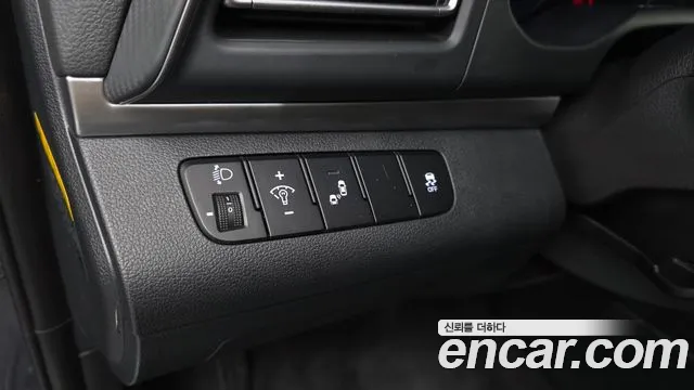 Hyundai Avante 2019 thumb 12