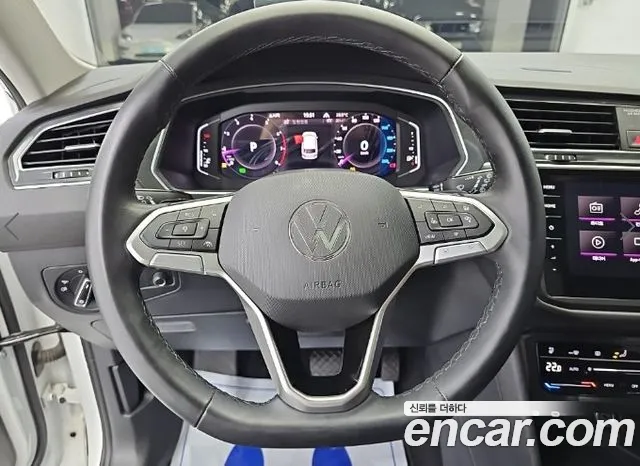 Volkswagen Tiguan 2023 thumb 9