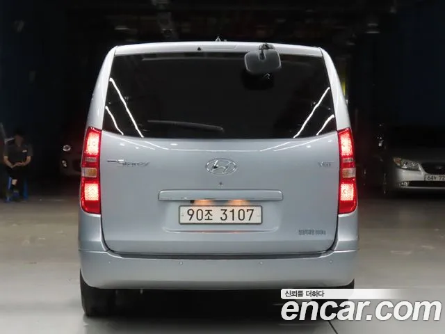 Hyundai Starex 2019 thumb 3