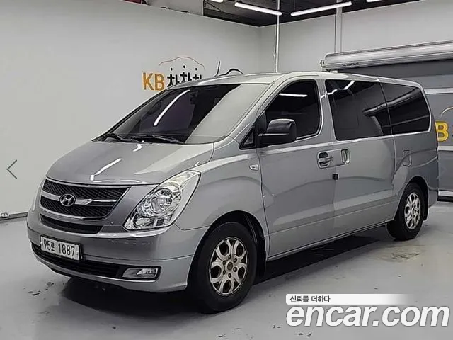 Hyundai Starex 2011 thumb 2