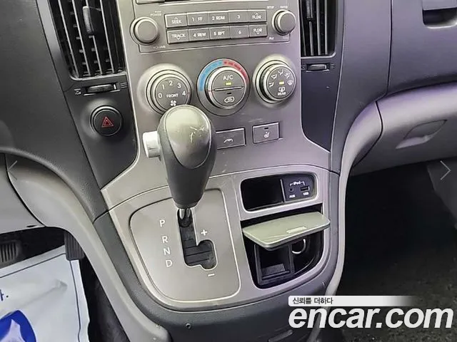 Hyundai Starex 2011 thumb 8