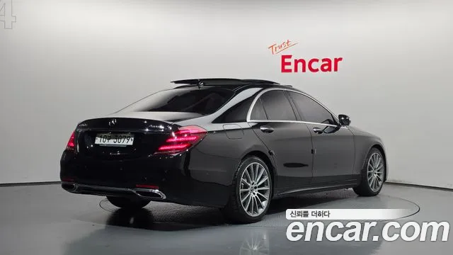 Mercedes-Benz S-Класс 2018 thumb 2