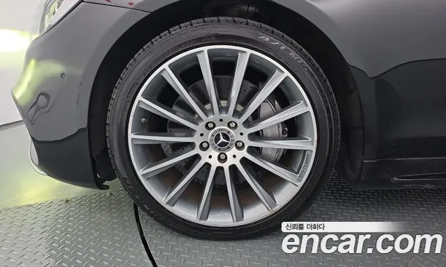 Mercedes-Benz S-Класс 2018 thumb 5