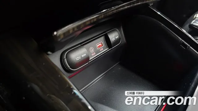Kia Sorento 2017 thumb 12