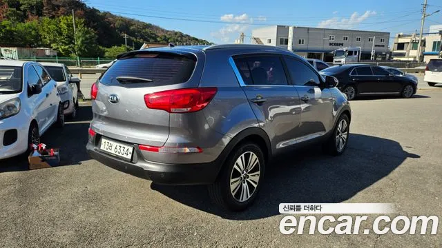 Kia Sportage 2015 thumb 6