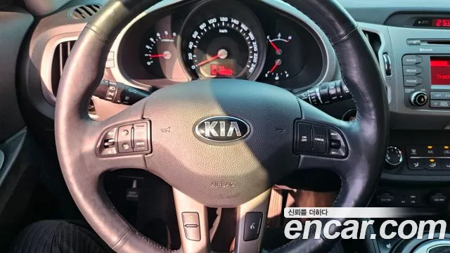 Kia Sportage 2015 thumb 8
