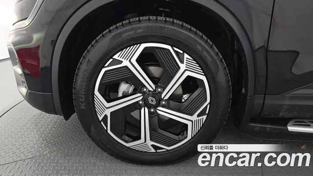 Renault-KoreaSamsung Koleos 2025 thumb 4