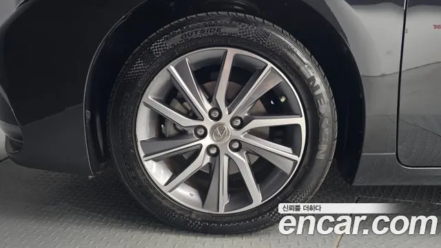 Lexus ES 2018 thumb 5