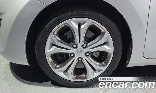 Hyundai i30 2012 thumb 5