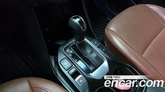 Hyundai Santa Fe 2015 thumb 8