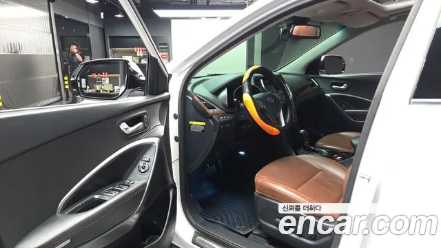 Hyundai Santa Fe 2015 thumb 9