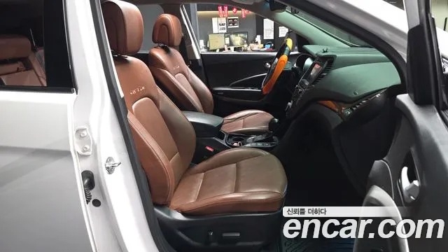 Hyundai Santa Fe 2015 thumb 10
