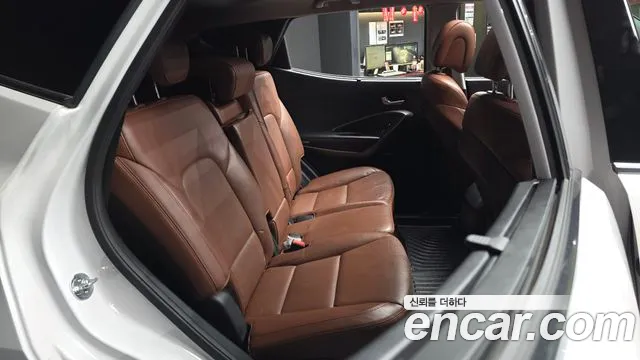 Hyundai Santa Fe 2015 thumb 11