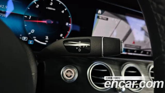 Mercedes-Benz E-Класс 2021 thumb 9