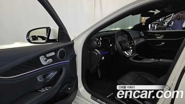 Mercedes-Benz E-Класс 2021 thumb 10