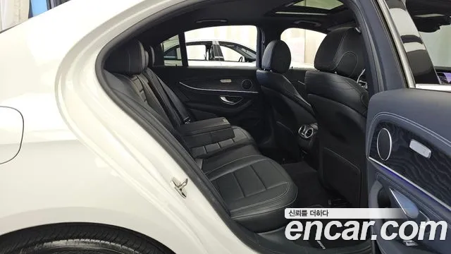 Mercedes-Benz E-Класс 2021 thumb 12