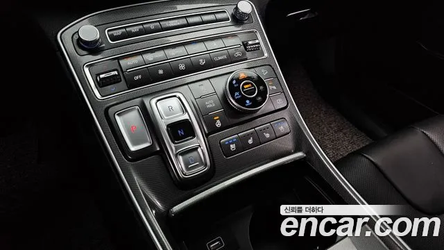 Hyundai Santa Fe 2022 thumb 9