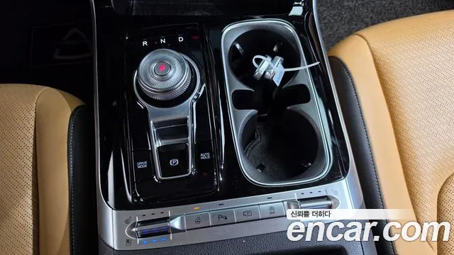 Kia Carnival 2021 thumb 9