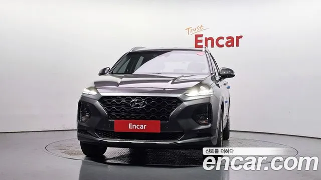 Hyundai Santa Fe 2018 thumb 3