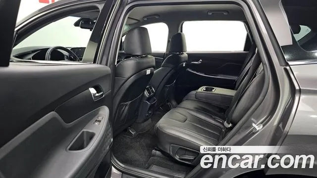 Hyundai Santa Fe 2018 thumb 12
