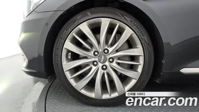 Genesis G80 2018 thumb 5