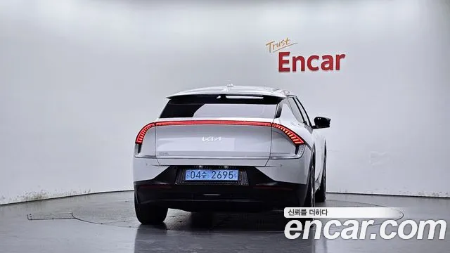 Kia EV6 2021 thumb 4