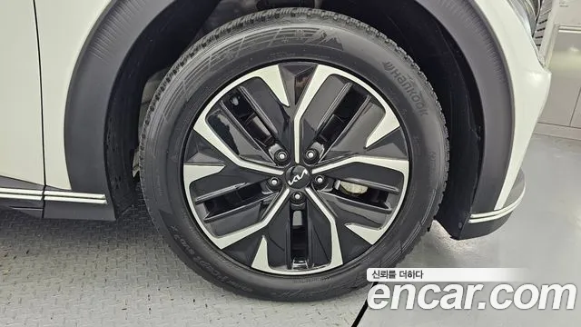 Kia EV6 2021 thumb 5