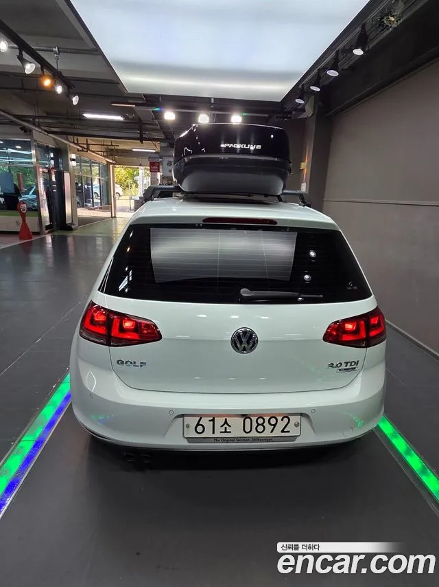 Volkswagen Golf Sportsvan 2016 thumb 4