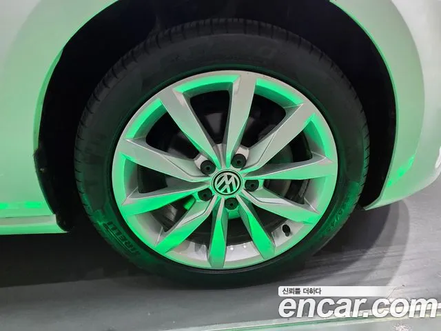 Volkswagen Golf Sportsvan 2016 thumb 5