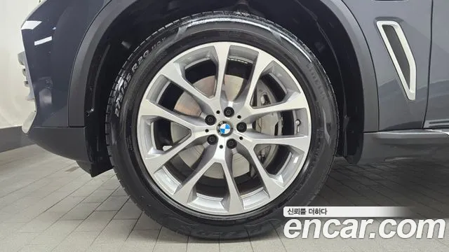 BMW X5 2020 thumb 5