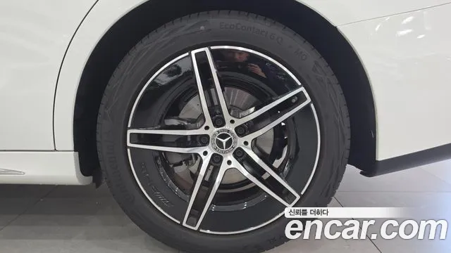 Mercedes-Benz E-Класс 2026 thumb 5