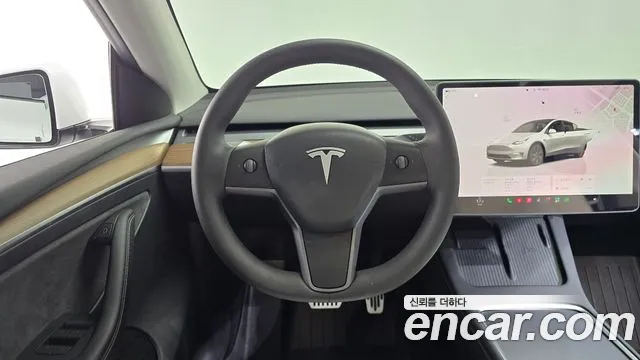 Tesla Model Y 2024 thumb 12