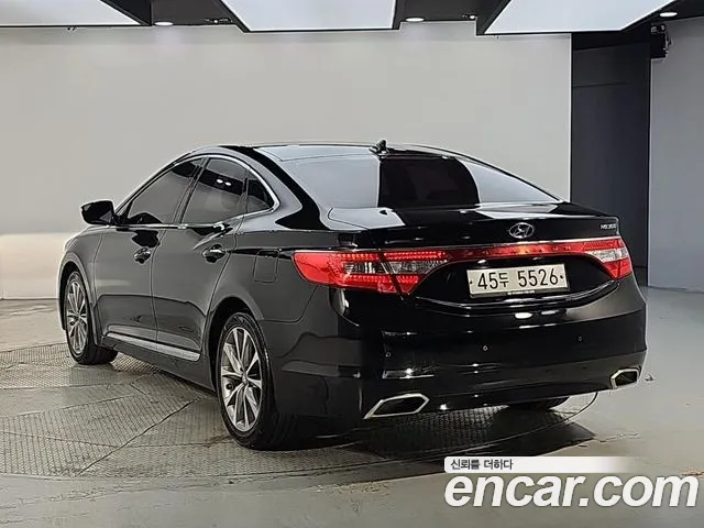 Hyundai Grandeur 2015 thumb 3