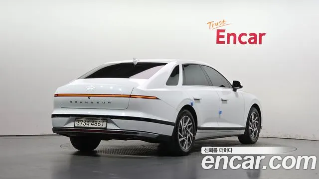 Hyundai Grandeur 2023 thumb 2