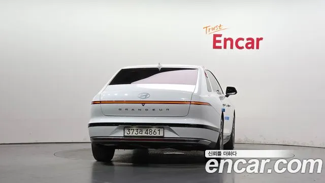 Hyundai Grandeur 2023 thumb 4