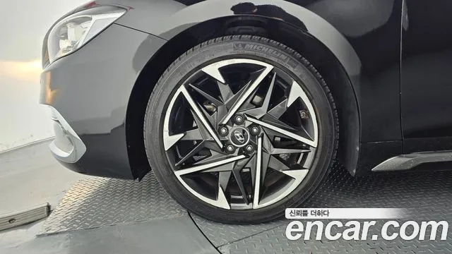 Hyundai Grandeur 2017 thumb 5
