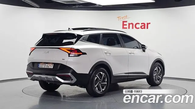 Kia Sportage 2022 thumb 2