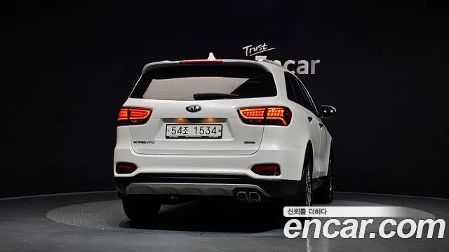 Kia Sorento 2017 thumb 4