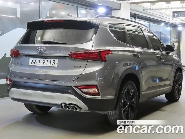Hyundai Santa Fe 2018 thumb 4