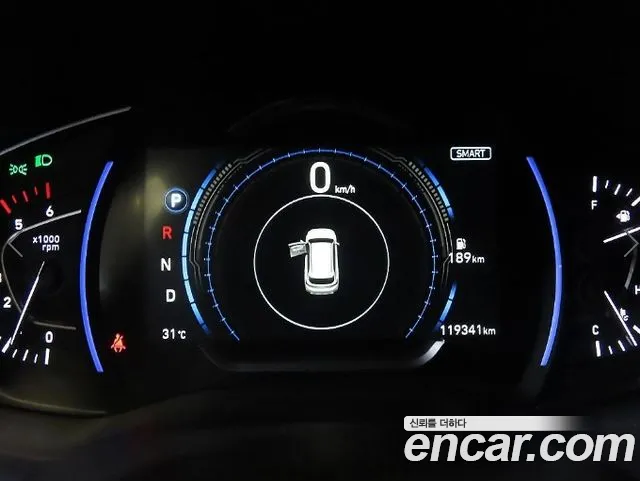 Hyundai Santa Fe 2018 thumb 9