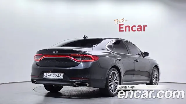 Hyundai Grandeur 2017 thumb 2