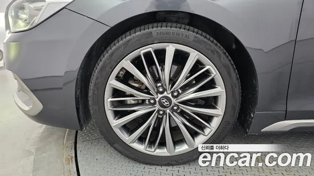 Hyundai Grandeur 2017 thumb 5