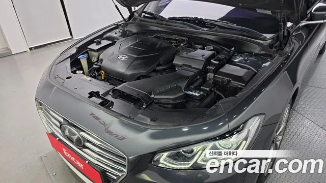 Hyundai Grandeur 2017 thumb 6