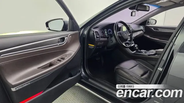 Hyundai Grandeur 2017 thumb 10