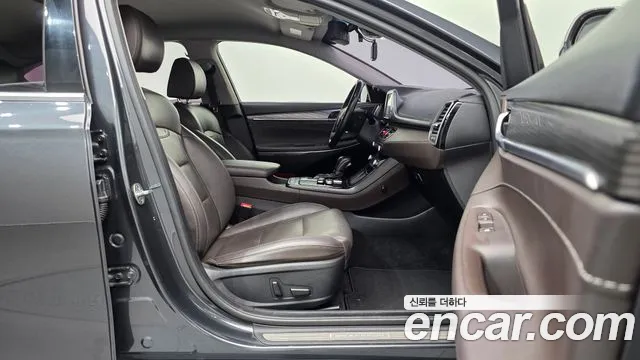 Hyundai Grandeur 2017 thumb 11